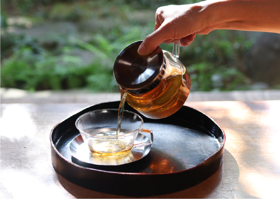 Carefully selected ingredients for Yuzu Roasted Green Tea